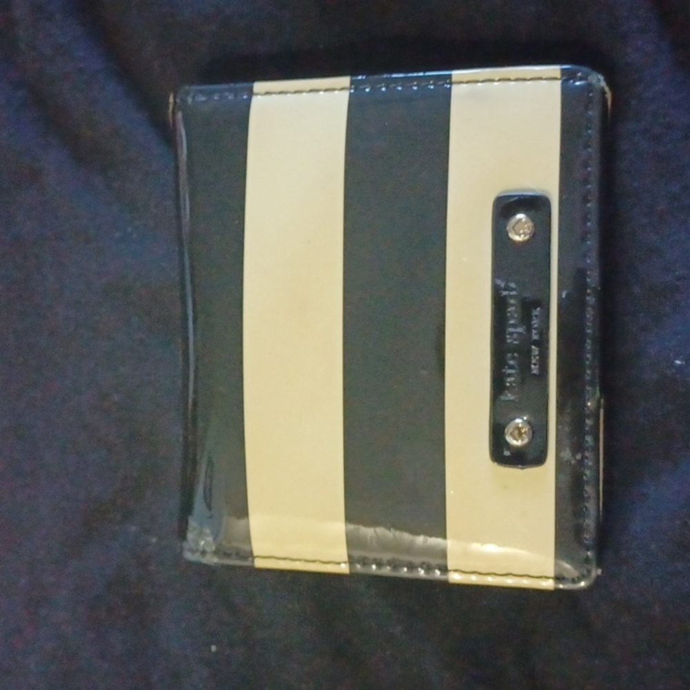Black and cream stripe kate spade mini wallet